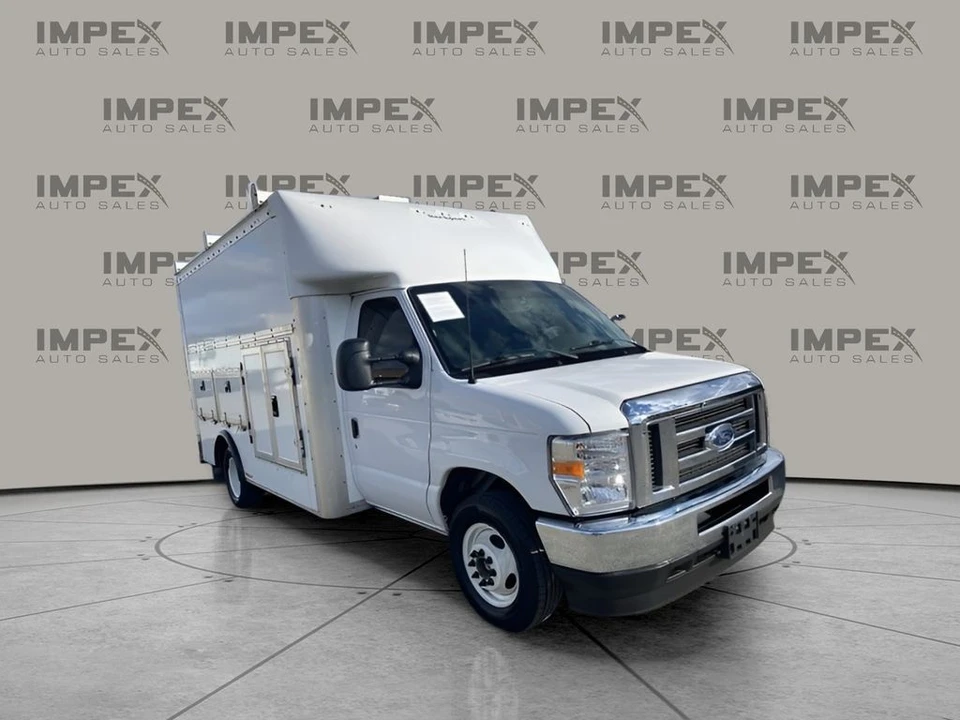 2024 Ford Econoline Van - Image 4 of 12
