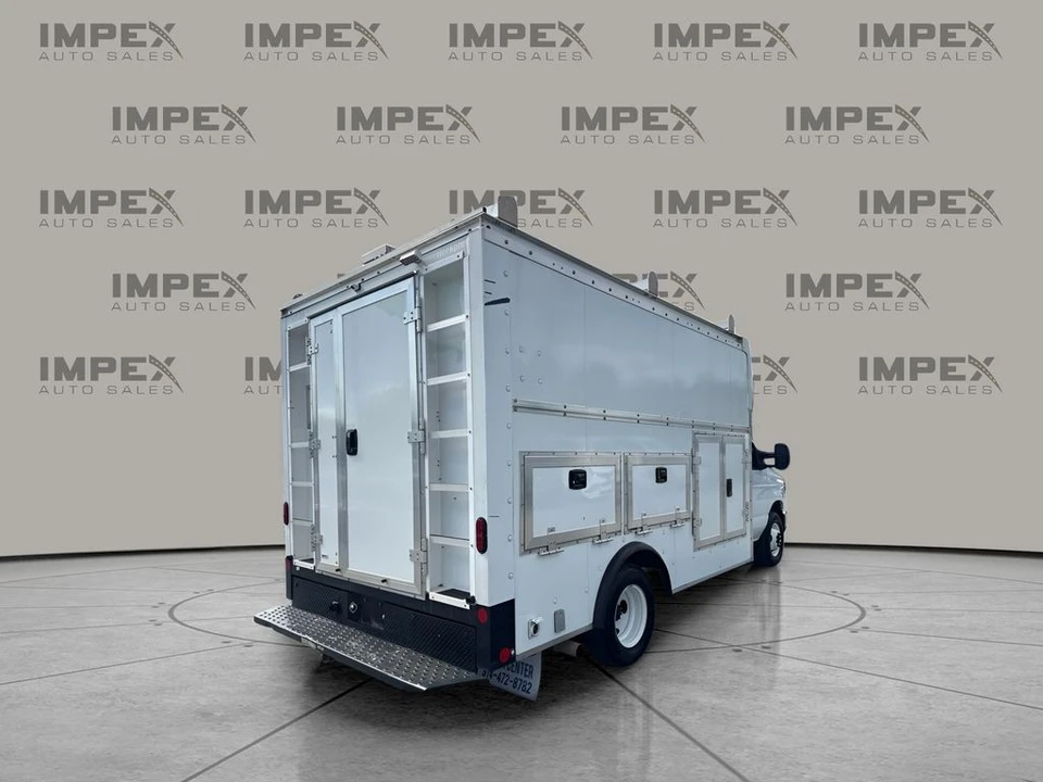 2024 Ford Super Duty 5th Gen - Image 5 of 24