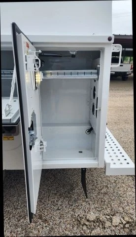 2024 Ford Econoline Van - Image 24 of 31