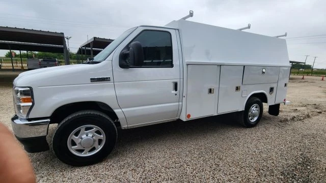 2024 Ford Econoline Van - Image 7 of 31