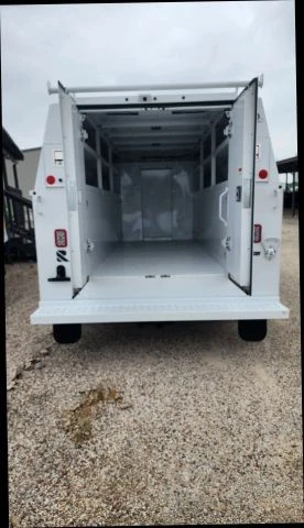 2024 Ford Econoline Van - Image 28 of 31