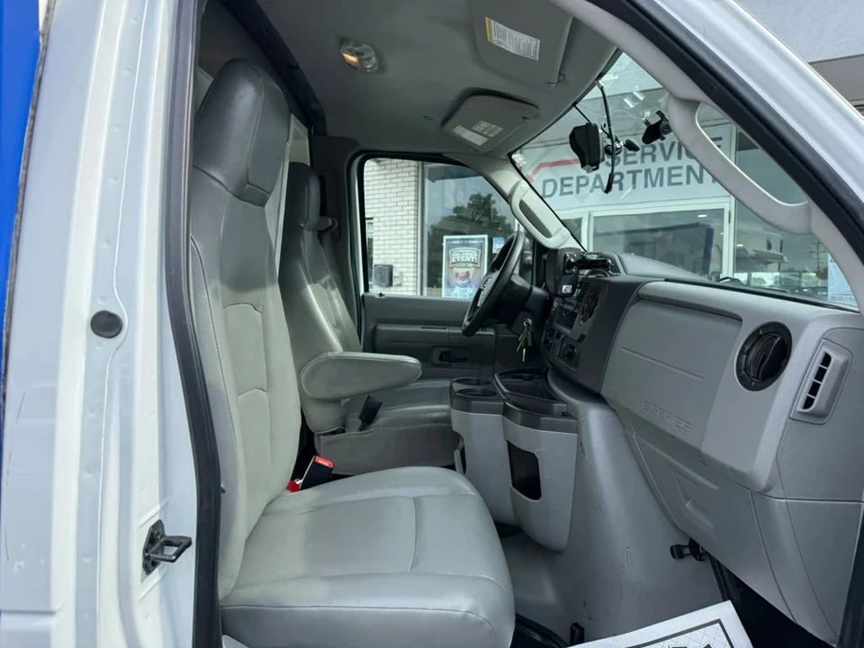 2024 Ford Super Duty 5th Gen - Image 30 of 31