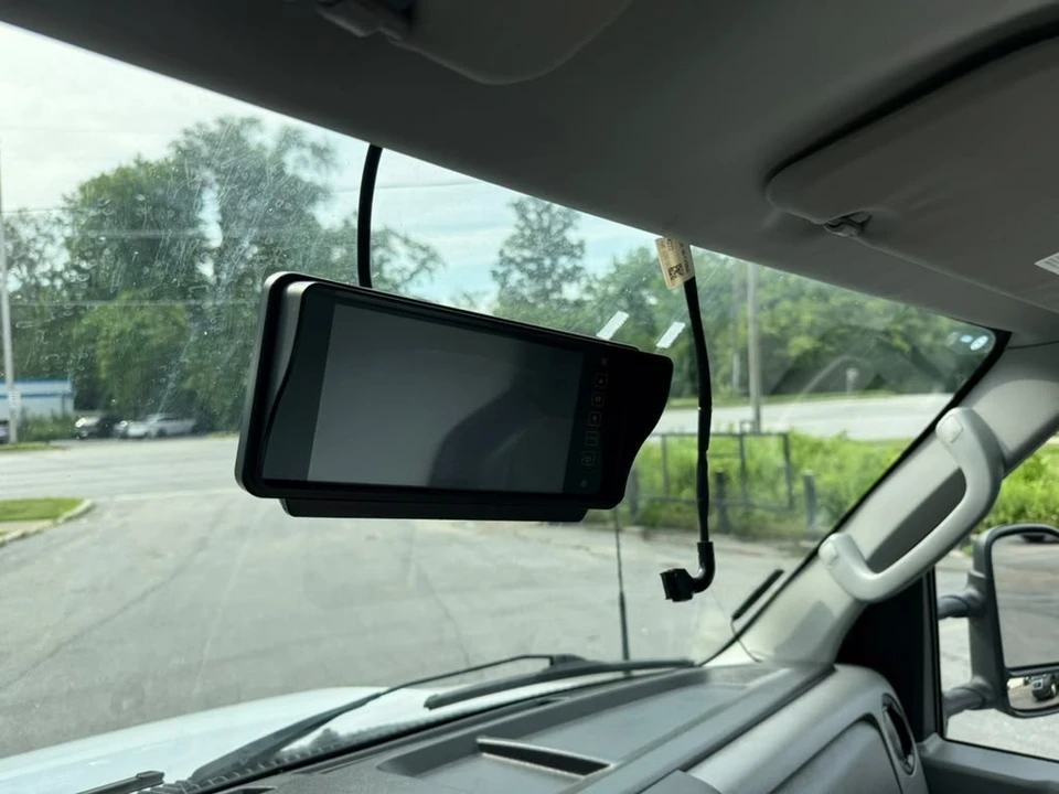 2024 Ford Super Duty 5th Gen - Image 13 of 31