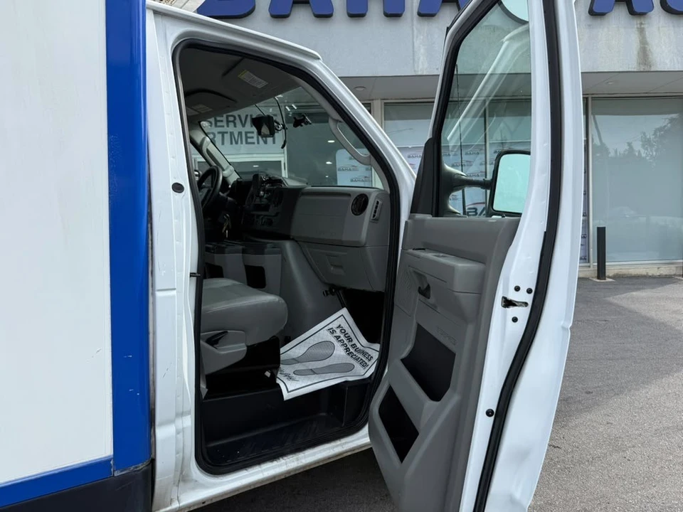 2024 Ford Super Duty 5th Gen - Image 29 of 31