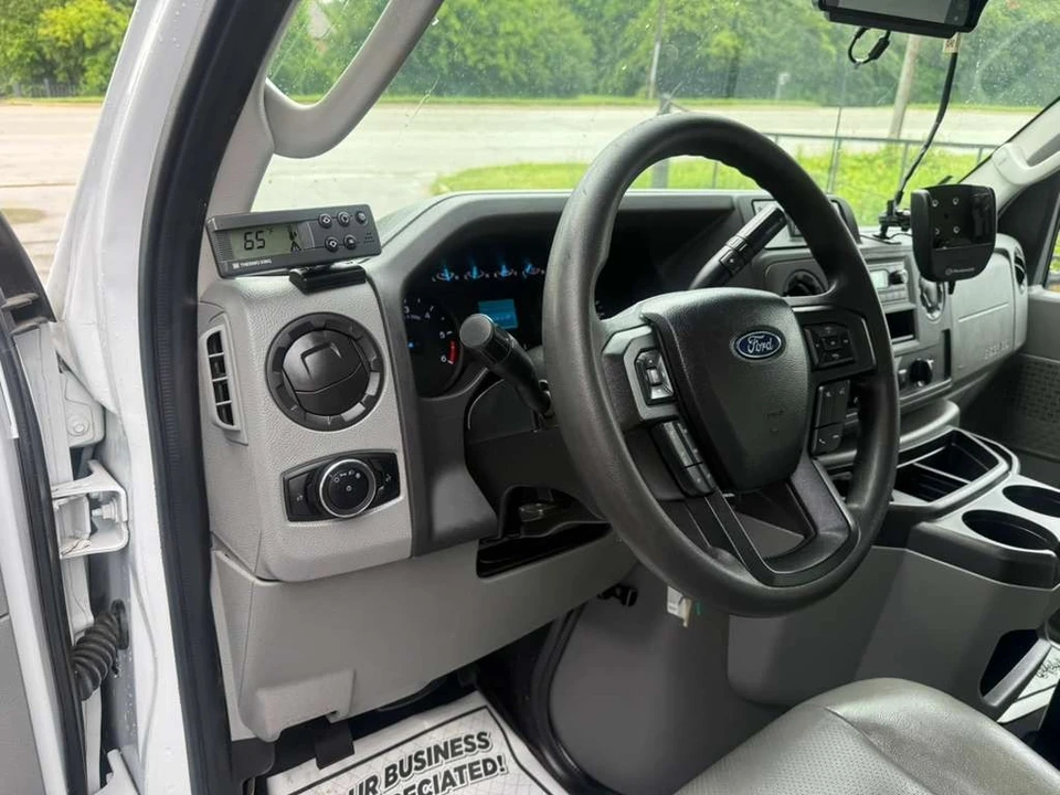 2024 Ford Super Duty 5th Gen - Image 18 of 31
