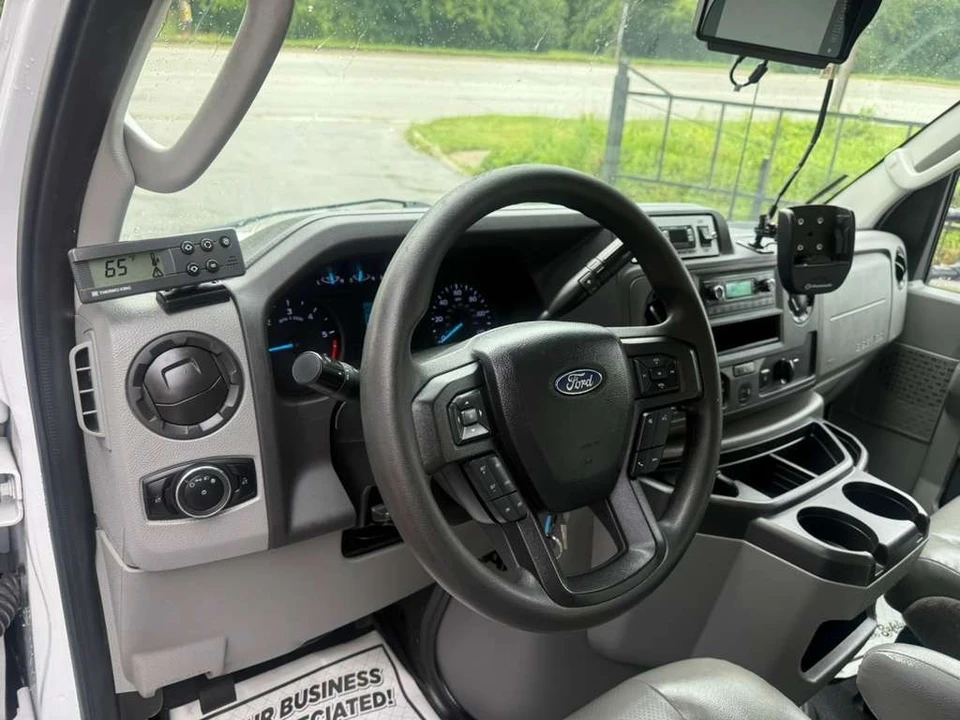 2024 Ford Super Duty 5th Gen - Image 19 of 31