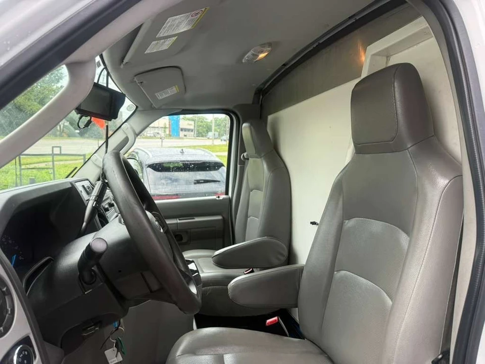 2024 Ford Super Duty 5th Gen - Image 17 of 31