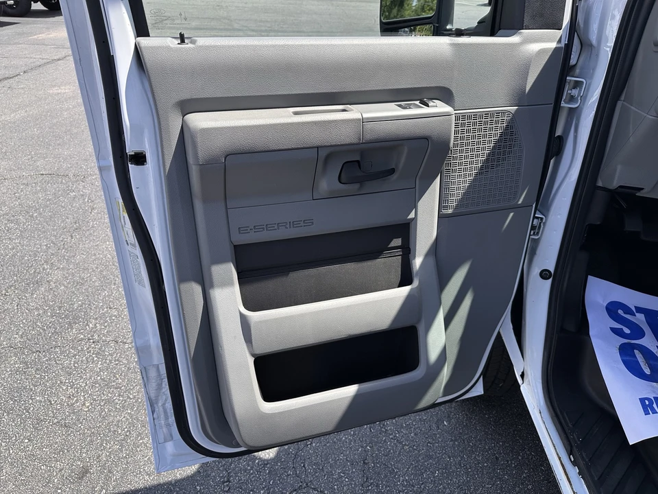 2024 Ford Super Duty 5th Gen - Image 10 of 28