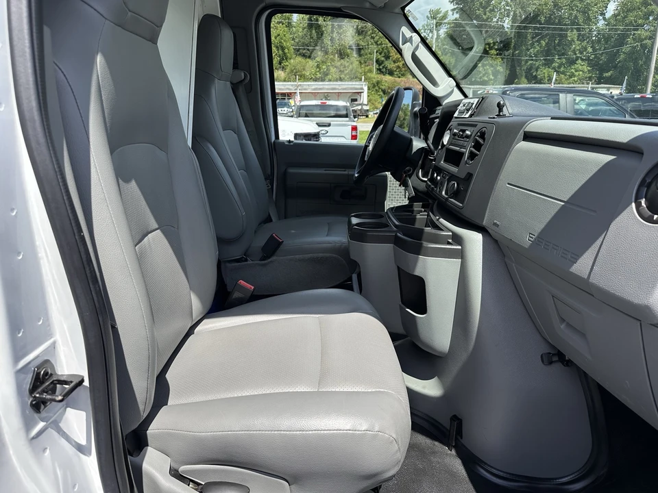 2024 Ford Super Duty 5th Gen - Image 13 of 28