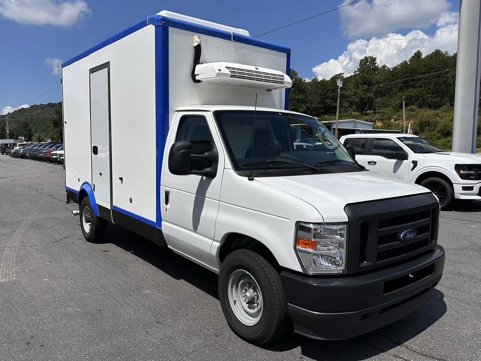 2024 Ford Super Duty 5th Gen - Image 4 of 28