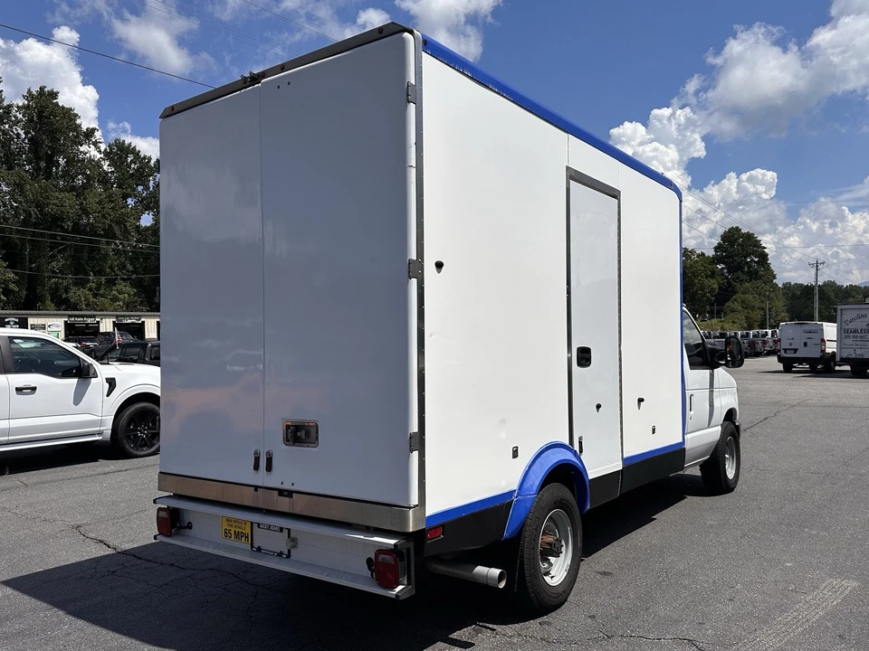 2024 Ford Super Duty 5th Gen - Image 6 of 28
