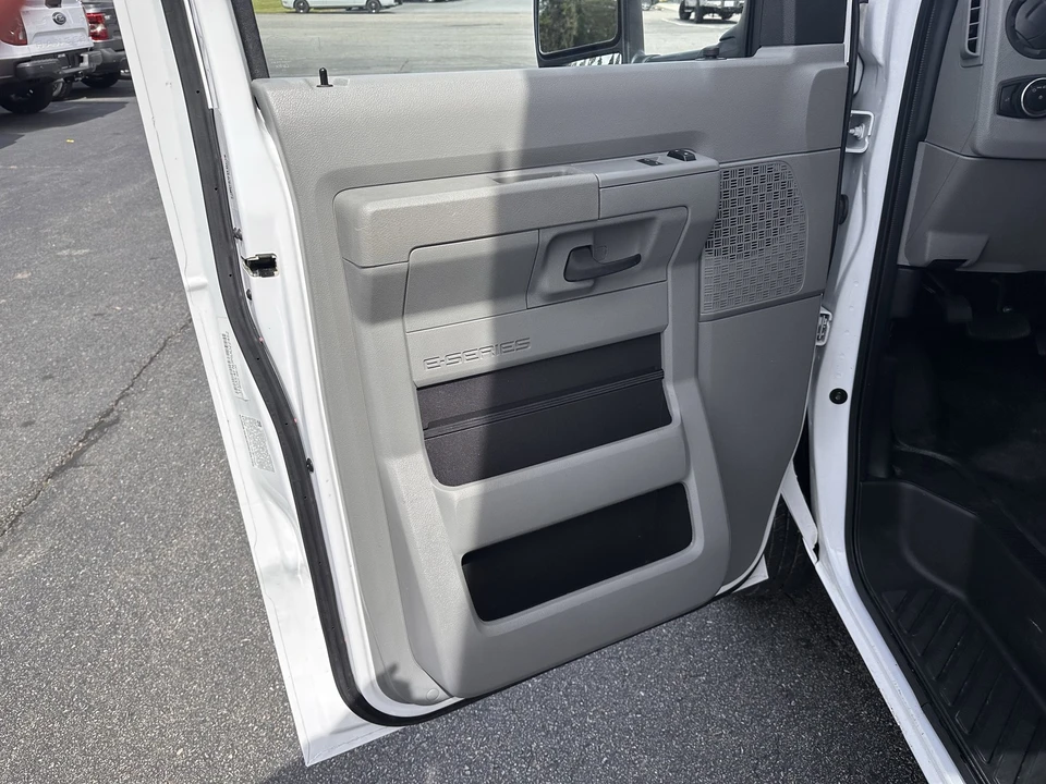 2024 Ford Super Duty 5th Gen - Image 7 of 24