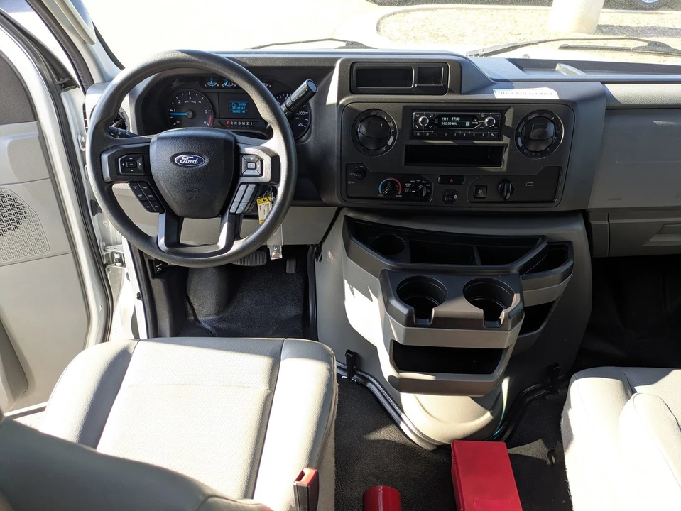 2024 Ford Super Duty 5th Gen - Image 27 of 31