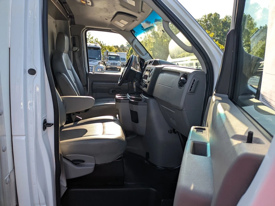 2024 Ford Super Duty 5th Gen - Image 30 of 31