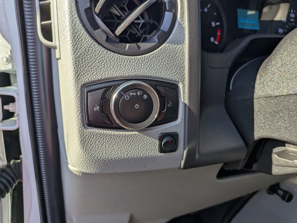 2024 Ford Super Duty 5th Gen - Image 17 of 31