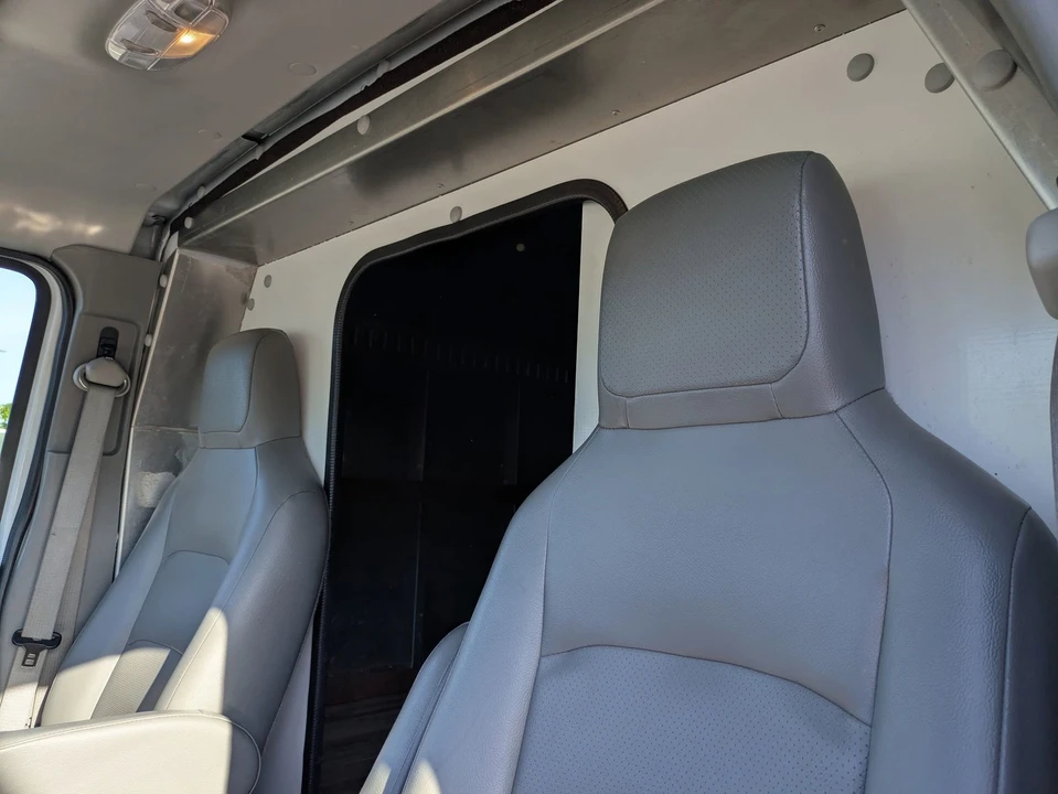 2024 Ford Super Duty 5th Gen - Image 28 of 31