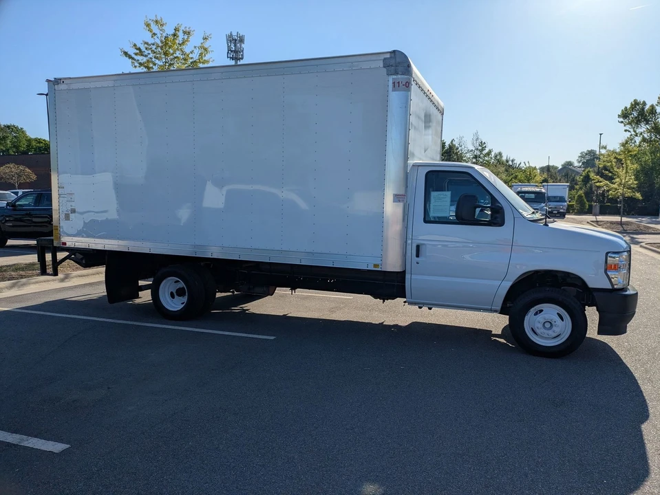 2024 Ford Super Duty 5th Gen - Image 3 of 31
