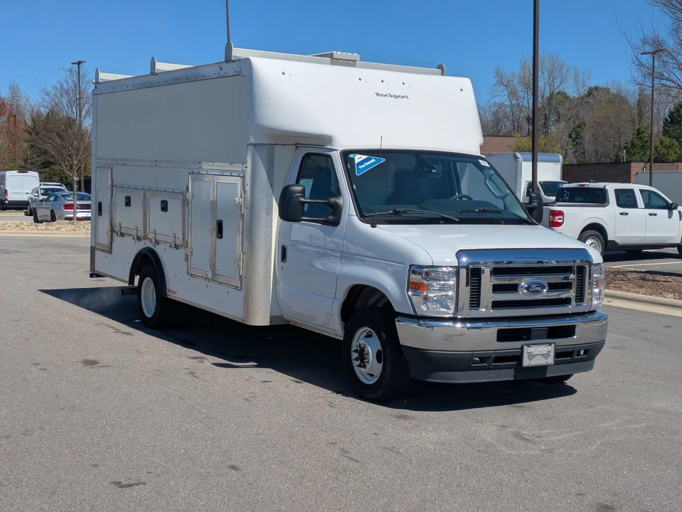 2024 Ford Econoline Van - Image 2 of 21