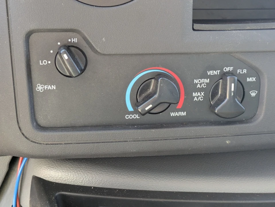 2024 Ford Econoline Van - Image 21 of 21