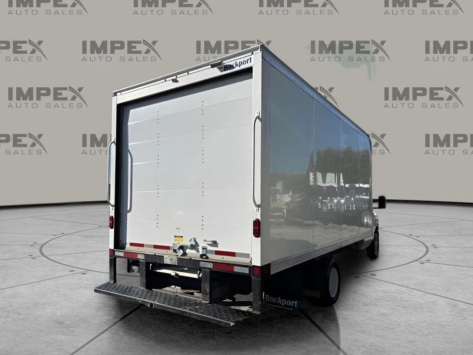 2024 Ford Super Duty 5th Gen - Image 6 of 31