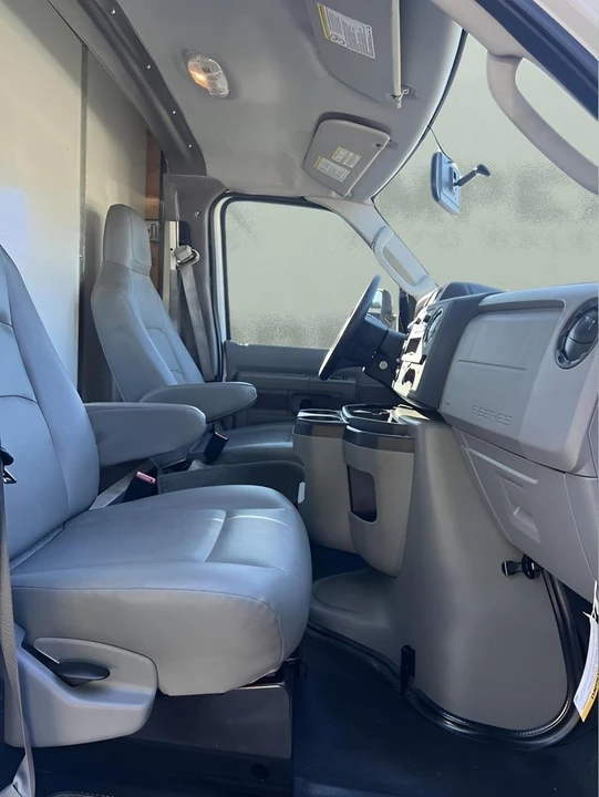 2024 Ford Super Duty 5th Gen - Image 30 of 31