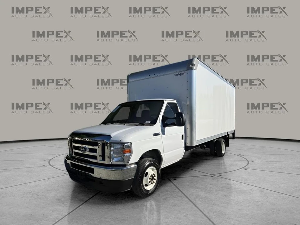 2024 Ford Super Duty 5th Gen - Image 2 of 31