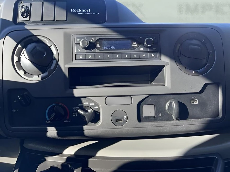 2024 Ford Super Duty - Image 24 of 31