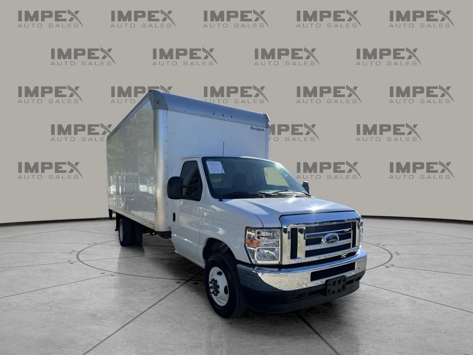 2024 Ford Super Duty 5th Gen - Image 4 of 31
