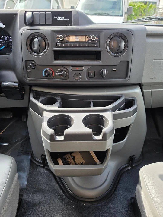 2024 Ford Super Duty 5th Gen - Image 19 of 31