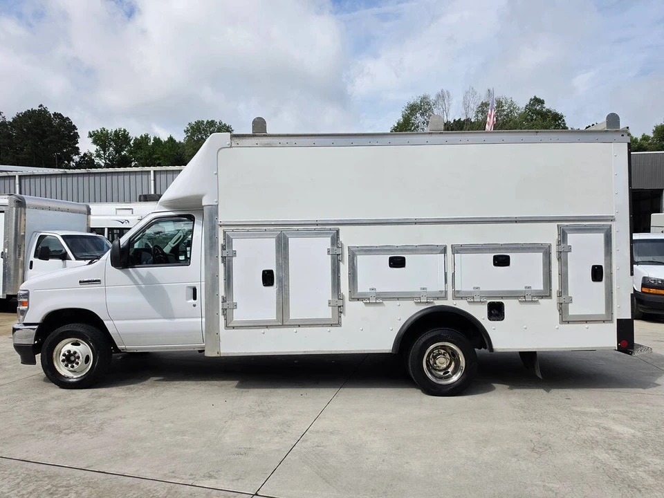 2024 Ford Super Duty 5th Gen - Image 3 of 31