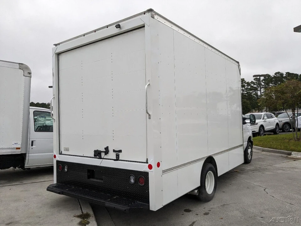 2024 Ford Econoline Van - Image 4 of 21