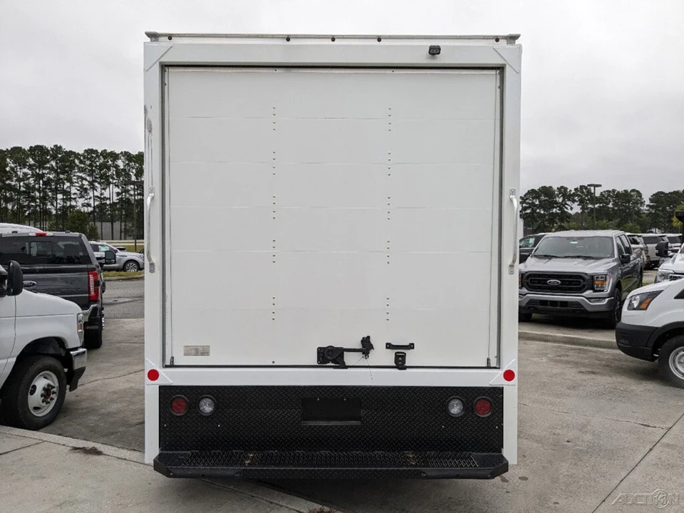 2024 Ford Econoline Van - Image 5 of 21