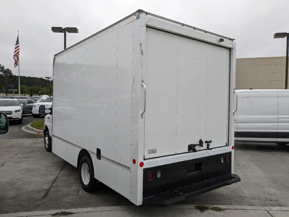 2024 Ford Econoline Van - Image 6 of 21