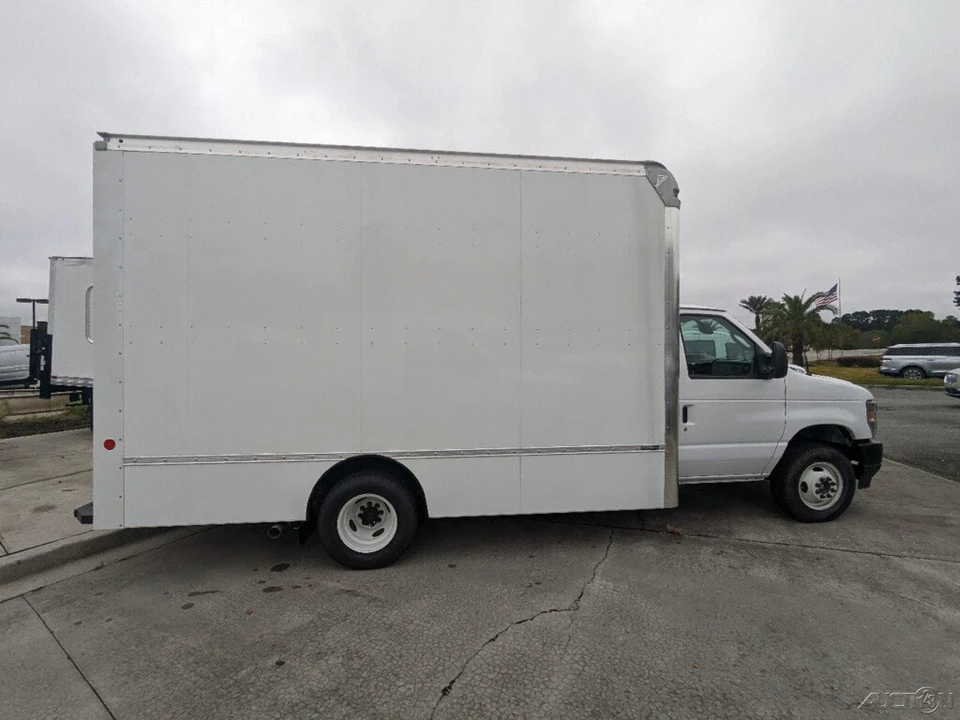 2024 Ford Econoline Van - Image 3 of 21