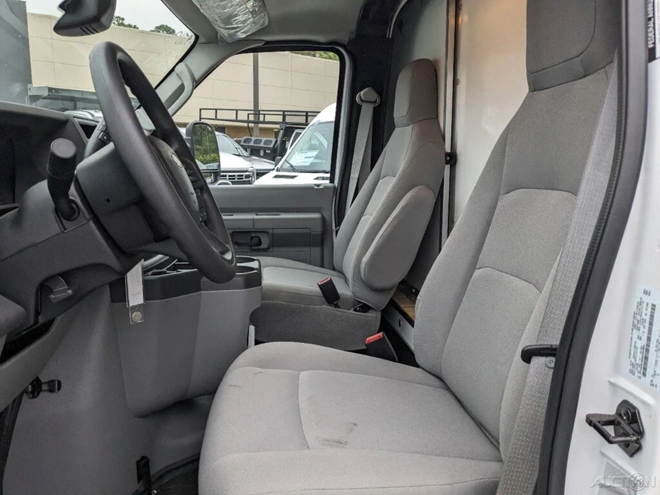 2024 Ford Econoline Van - Image 13 of 21