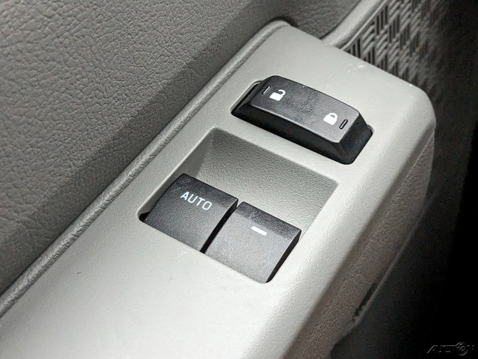 2024 Ford Econoline Van - Image 18 of 21