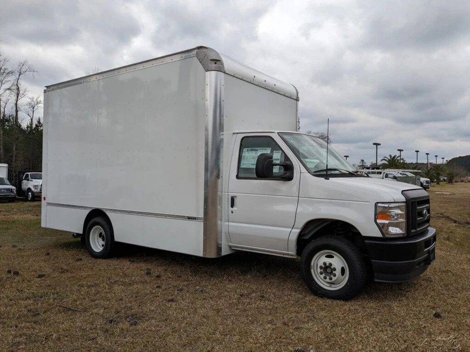 2024 Ford Econoline Van - Image 2 of 21