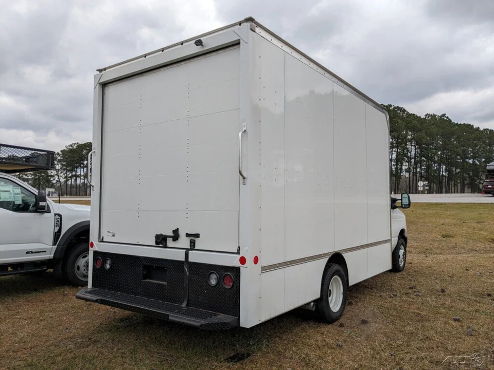 2024 Ford Econoline Van - Image 3 of 21