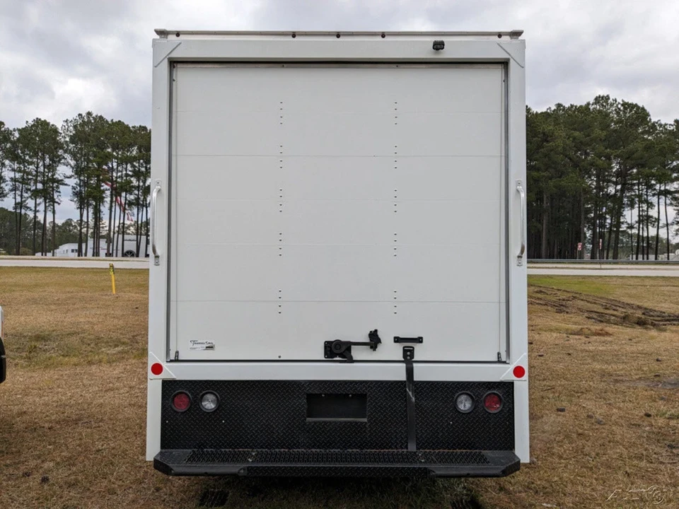 2024 Ford Econoline Van - Image 4 of 21