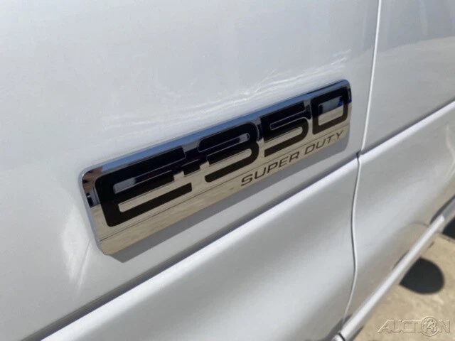 2024 Ford Econoline Van - Image 4 of 12
