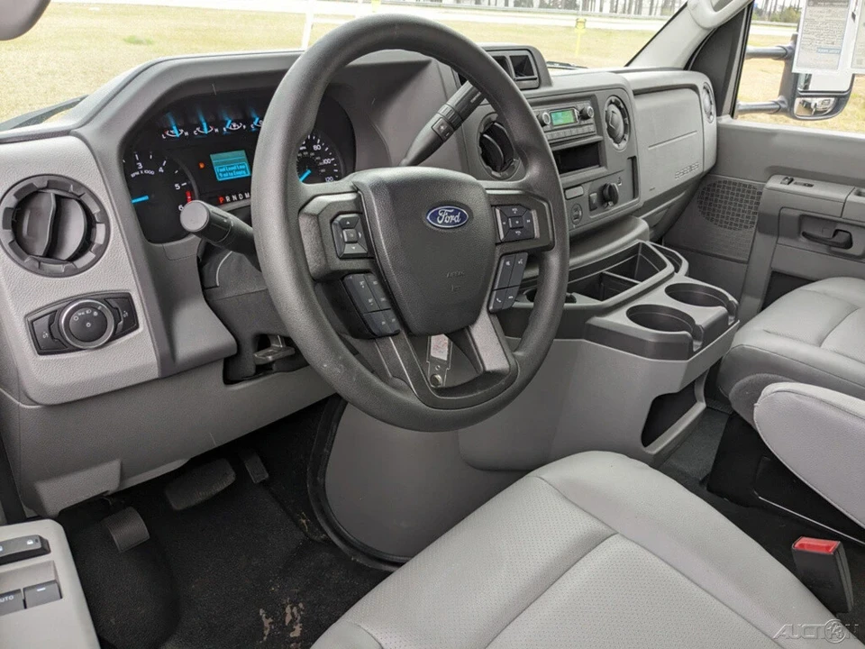 2024 Ford Econoline Van - Image 18 of 21