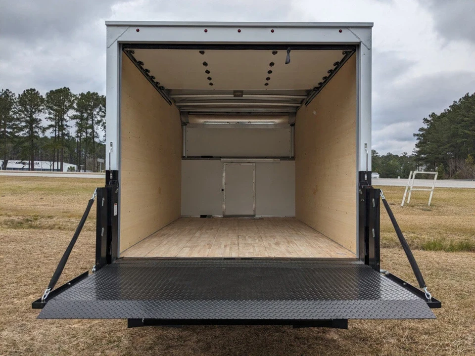 2024 Ford Econoline Van - Image 15 of 21