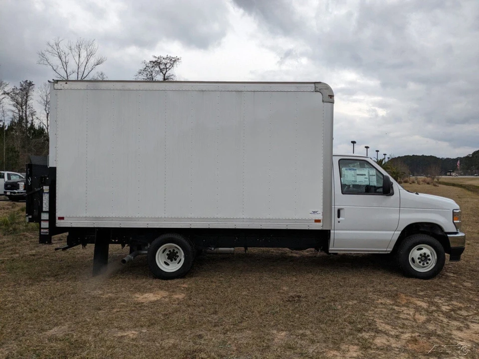 2024 Ford Econoline Van - Image 3 of 21