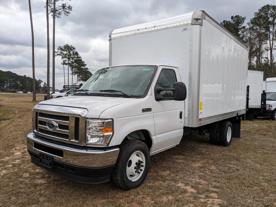 2024 Ford Econoline Van - Image 8 of 21