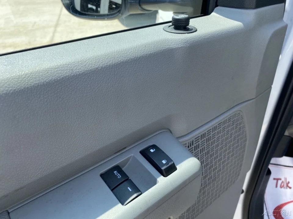 2024 Ford Econoline Van - Image 10 of 12