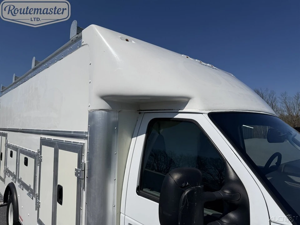 2024 Ford Econoline Van - Image 6 of 12