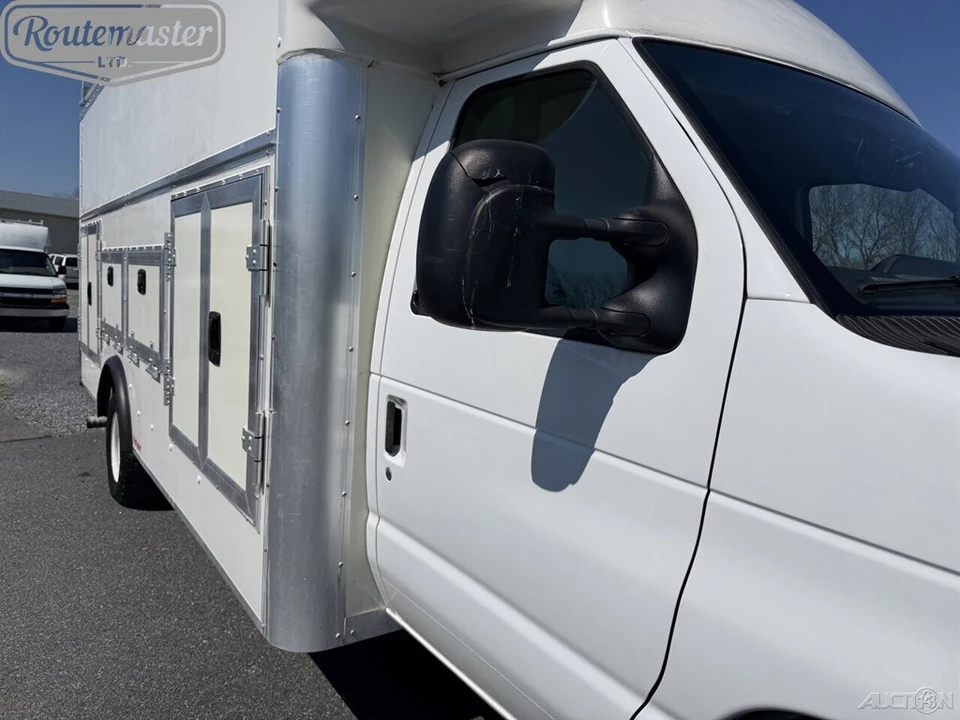 2024 Ford Econoline Van - Image 5 of 12