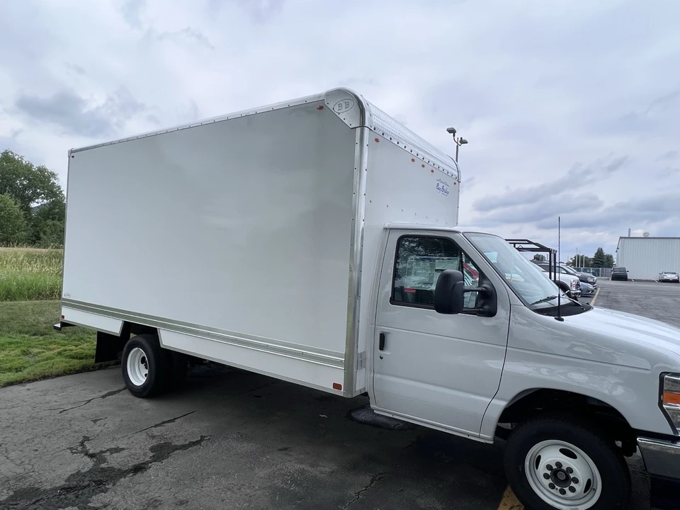 2024 Ford Econoline Van - Image 5 of 17