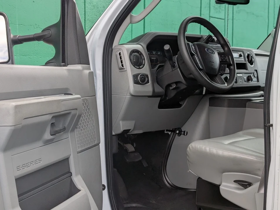2024 Ford Econoline Van - Image 11 of 12