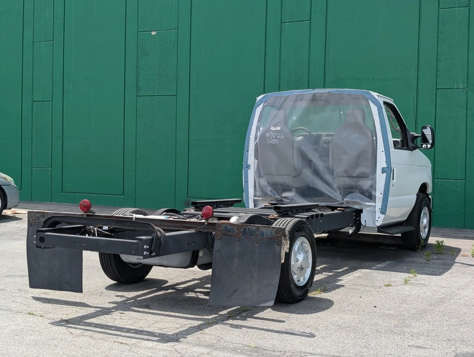 2024 Ford Econoline Van - Image 4 of 12